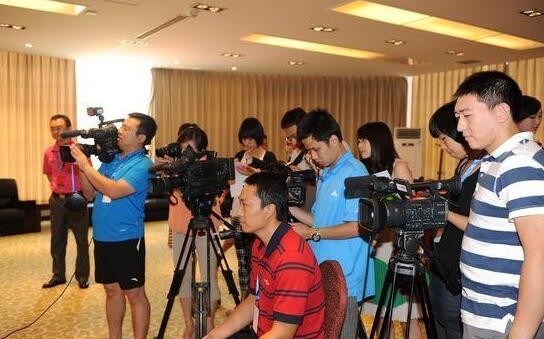 “微软推动索尼的芯片制造业务蓬勃快速发展” “微软推动索尼的芯片制造业务蓬勃快速发展”