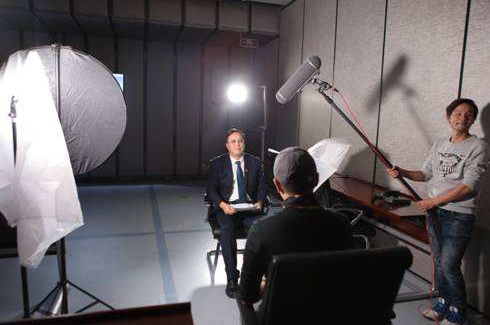 “曾经被认为是软件制造商的微软自2015年以来表现优于技术” “曾经被认为是软件制造商的微软自2015年以来表现优于技术”