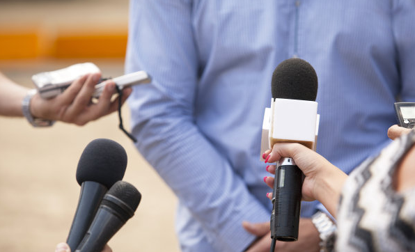 “苹果手机教程:iOS9越狱后怎么打造蒙版标?” “苹果手机教程:iOS9越狱后怎么打造蒙版标?”