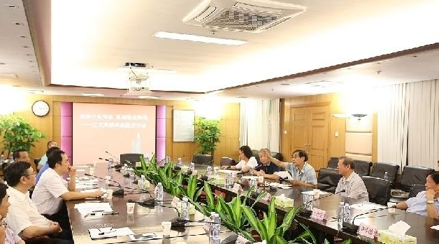 “随着电子商务收益增加目标股价上涨近10%” “随着电子商务收益增加目标股价上涨近10%”