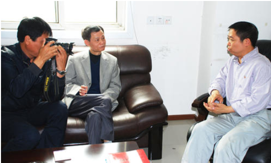 “随着贸易担忧升温亚洲市场涨跌互现” “随着贸易担忧升温亚洲市场涨跌互现”