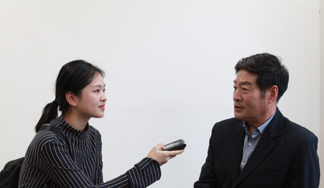 “随着银行缉获增加压力中国人民银行增加流动性” “随着银行缉获增加压力中国人民银行增加流动性”